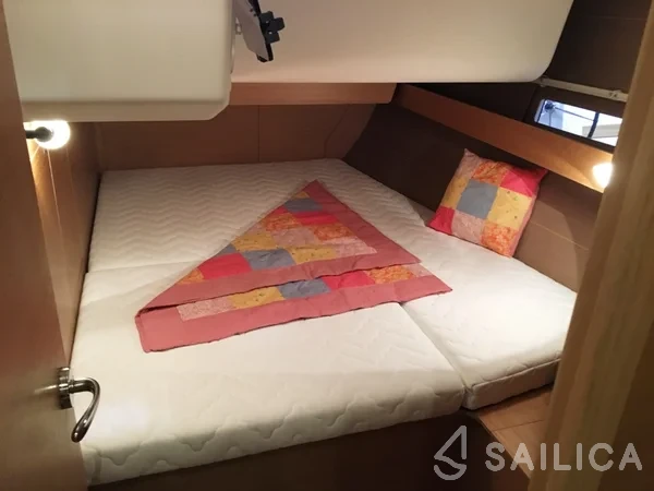 Dufour 460 GL - Yacht Charter Sailica