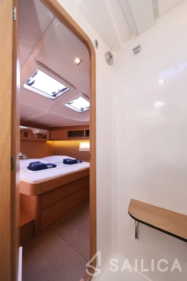 Dufour 460 GL - Yacht Charter Sailica