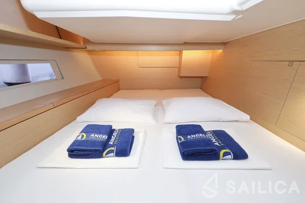 Dufour 470 - Yacht Charter Sailica