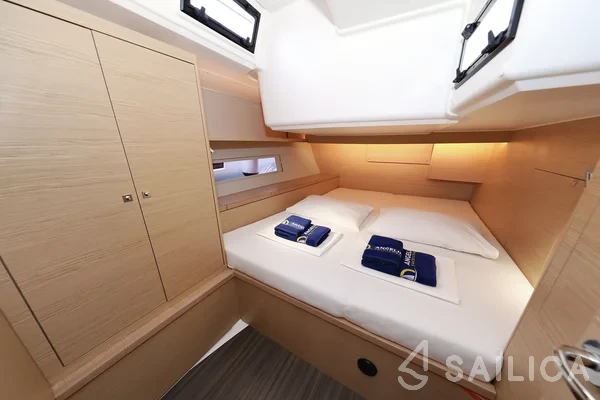 Dufour 470 - Yacht Charter Sailica