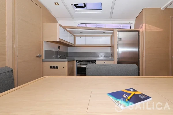 Dufour 470 - Photo #43 Dufour 470 - Yacht Charter Sailica