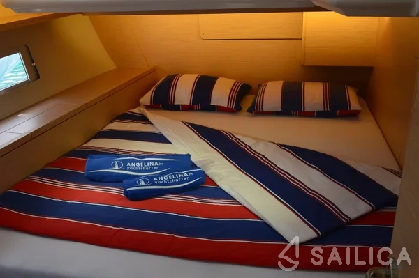 Dufour 470 - Photo #50 Dufour 470 - Yacht Charter Sailica