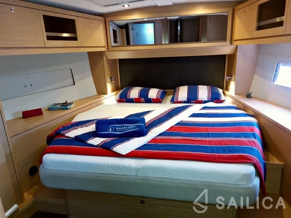 Dufour 470 - Photo #127 Dufour 470 - Yacht Charter Sailica