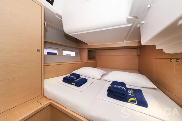 Dufour 530 - Yacht Charter Sailica