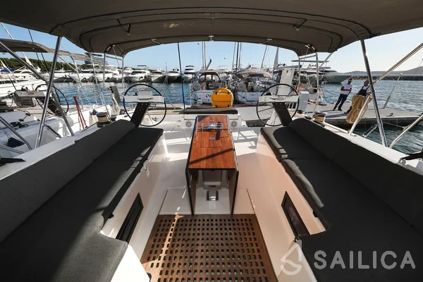 Dufour 530 - Yacht Charter Sailica