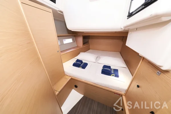 Dufour 530 - Yacht Charter Sailica