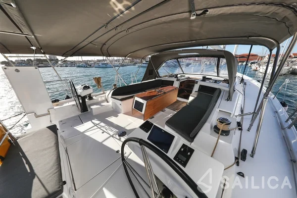 Dufour 530 - Yacht Charter Sailica