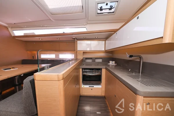 Dufour 530 - Yacht Charter Sailica