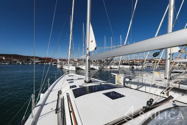 Dufour 530 - Yacht Charter Sailica