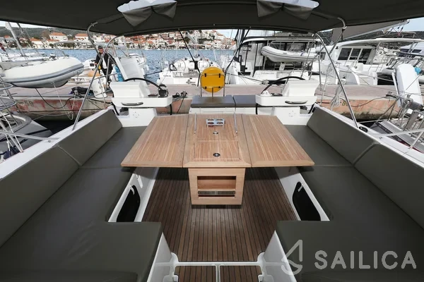 Dufour 56 Exclusive - Yacht Charter Sailica