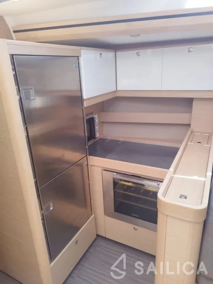 Dufour 56 Exclusive - Yacht Charter Sailica