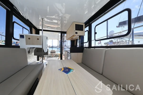 Futura 40 Grand Horizon - Yacht Charter Sailica