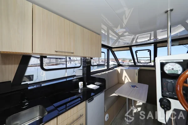 Futura 40 Grand Horizon - Yacht Charter Sailica