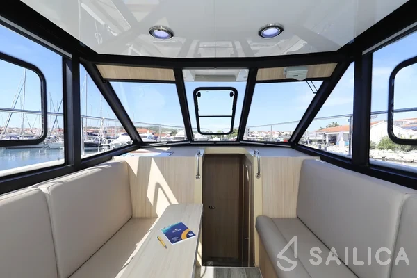 Futura 40 Grand Horizon - Yacht Charter Sailica