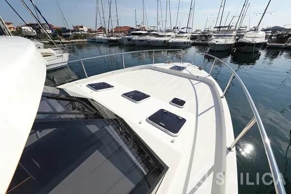 Futura 40 Grand Horizon - Yacht Charter Sailica