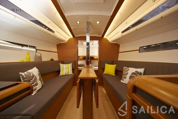 Sun Odyssey 349 - Yacht Charter Sailica