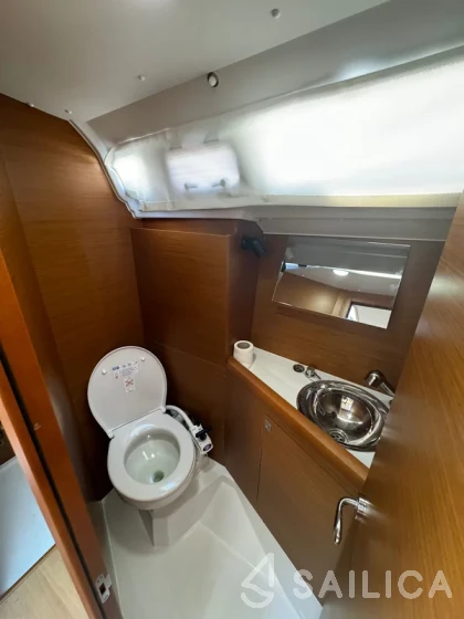 Sun Odyssey 349 - Yacht Charter Sailica