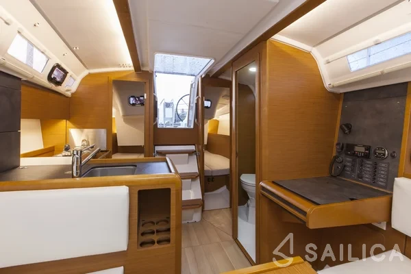 Sun Odyssey 349 - Yacht Charter Sailica