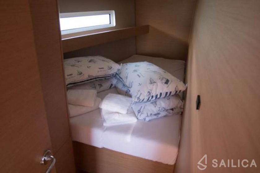Sun Odyssey 440 - Yacht Charter Sailica