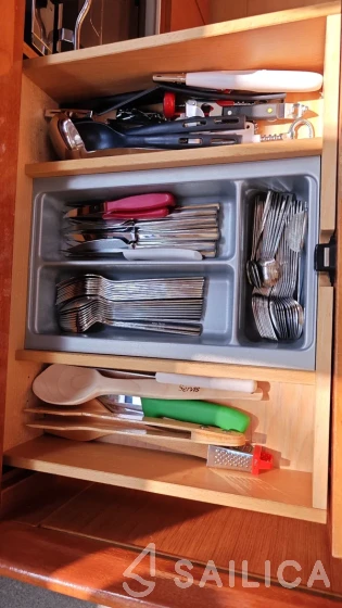 Bavaria 46 Cruiser - Yacht Charter Sailica