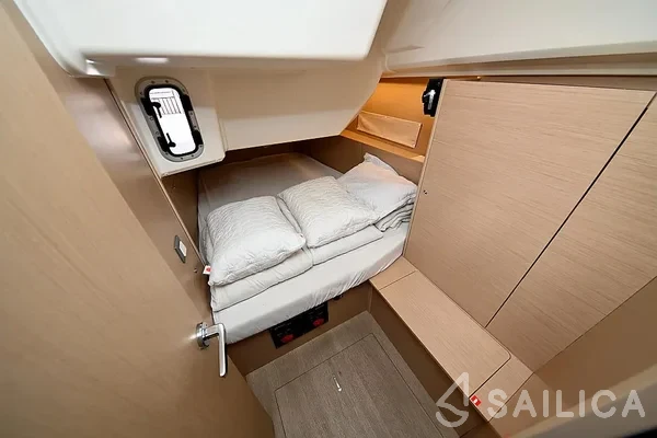 Oceanis 40.1 - Yacht Charter Sailica