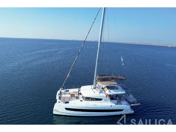 Bali 4.2 - Yacht Charter Sailica