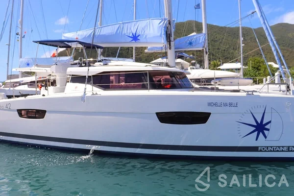 Astréa 42 - Yacht Charter Sailica