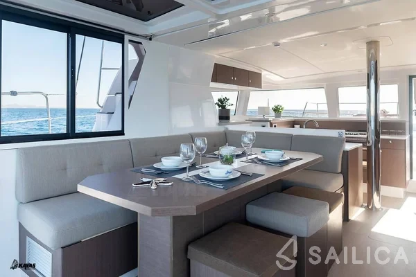 Bali 4.2 - Yacht Charter Sailica