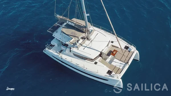 Bali 4.2 - Yacht Charter Sailica