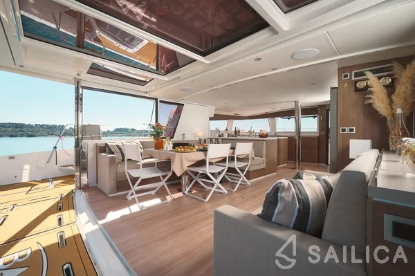 Bali 5.4. - Yacht Charter Sailica