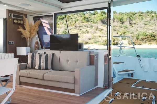 Bali 5.4. - Yacht Charter Sailica