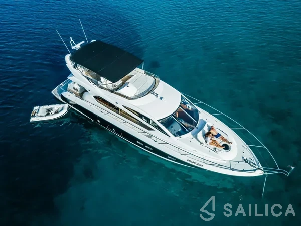 Sunseeker Manhattan 63 - Yacht Charter Sailica