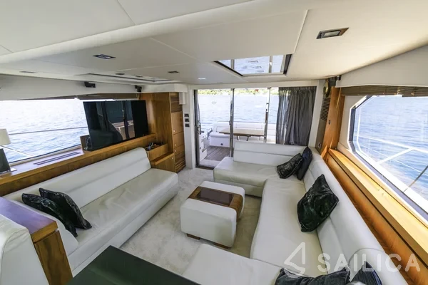 Sunseeker Manhattan 63 - Yacht Charter Sailica