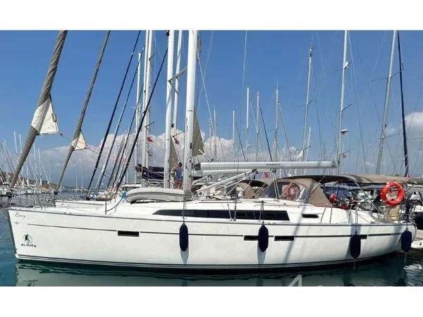 Bavaria 46 Cruiser - Yacht Charter Sailica