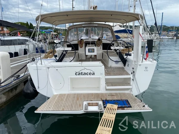 Bavaria 46 Cruiser - Yacht Charter Sailica