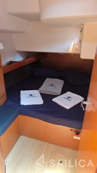 Bavaria 46 Cruiser - Yacht Charter Sailica