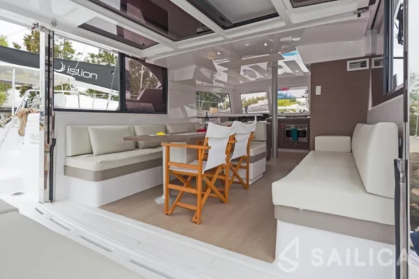 Bali Catspace - Yacht Charter Sailica