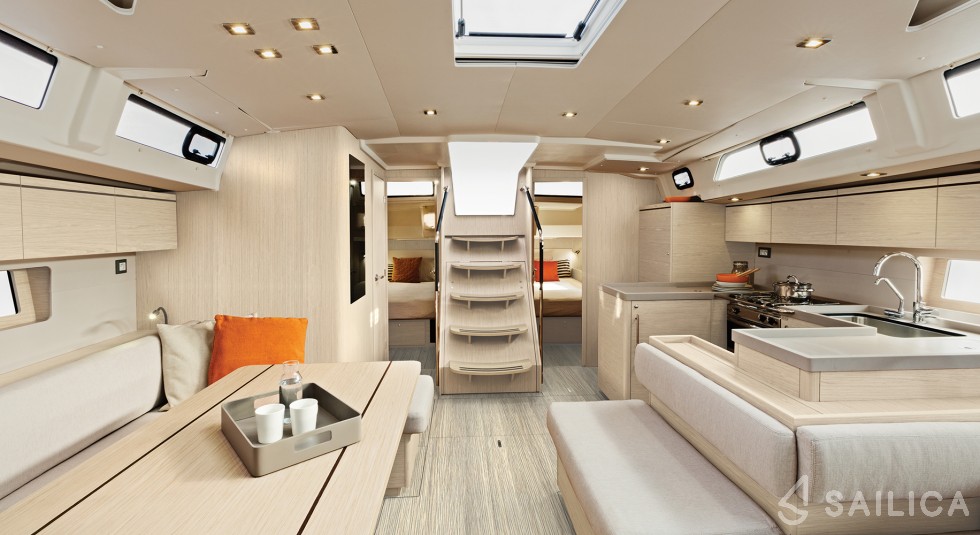 Oceanis 51.1 - Yacht Charter Sailica