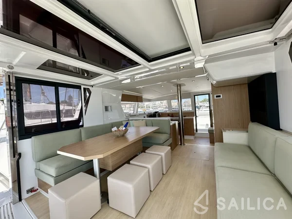 Bali 4.2 - Yacht Charter Sailica