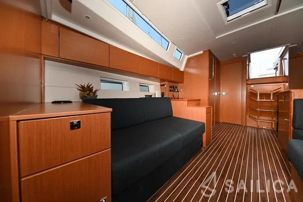 Bavaria C50 - Yacht Charter Sailica