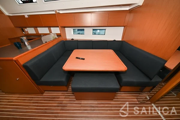 Bavaria C50 - Yacht Charter Sailica