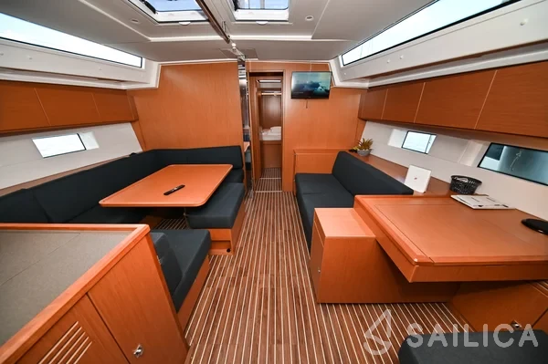 Bavaria C50 - Yacht Charter Sailica