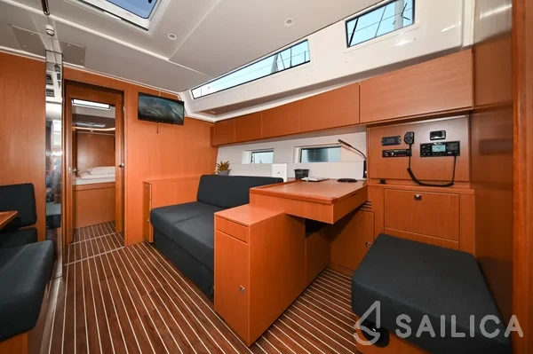 Bavaria C50 - Yacht Charter Sailica
