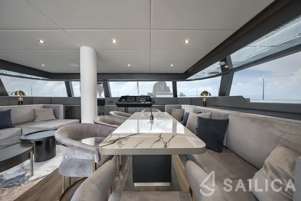 Sunreef 60 - Yacht Charter Sailica
