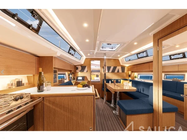 Bavaria C38 - Yacht Charter Sailica
