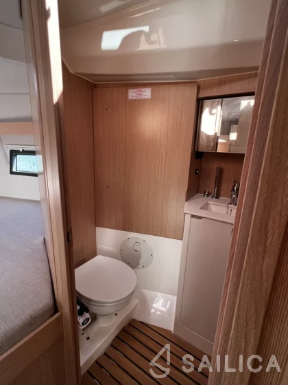 Bavaria C38 - Yacht Charter Sailica