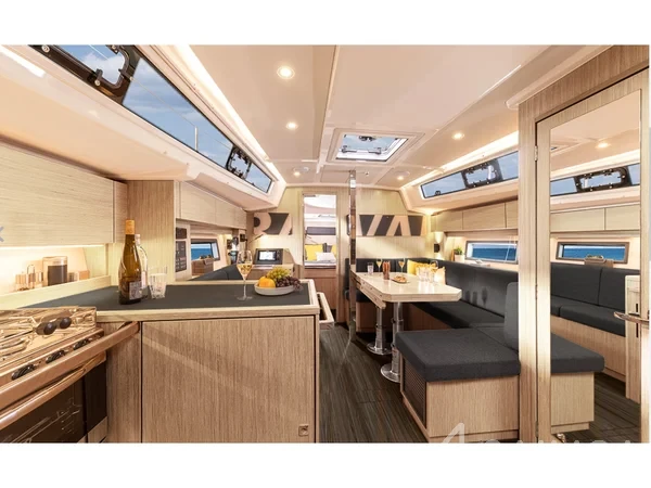 Bavaria C42 - Yacht Charter Sailica