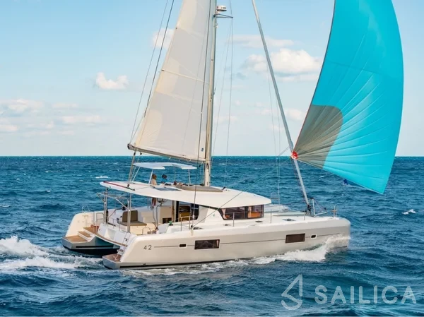 Lagoon 42 - Photo #14 Lagoon 42 - Yacht Charter Sailica