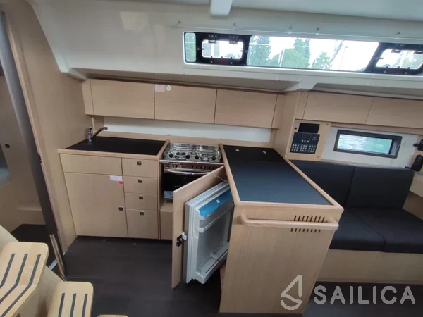 Bavaria C38 - Yacht Charter Sailica