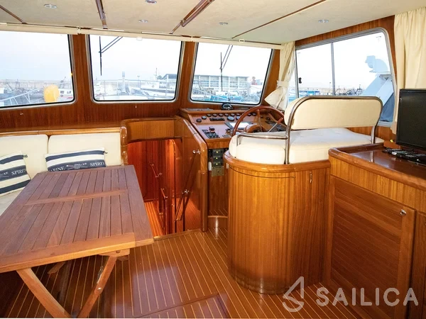 Menorquin 180 - Yacht Charter Sailica